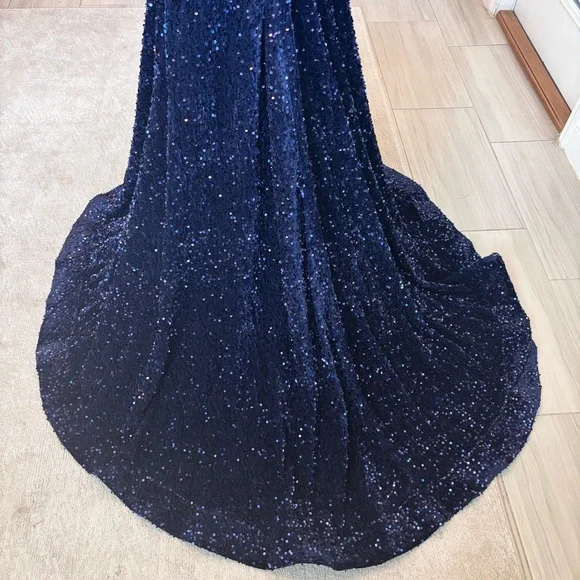 NEW Royal Blue Dress, Cobalt Blue, Dark Blue Velvet, Prom Dress, NWOT Size LG/14 - Picture 9 of 14